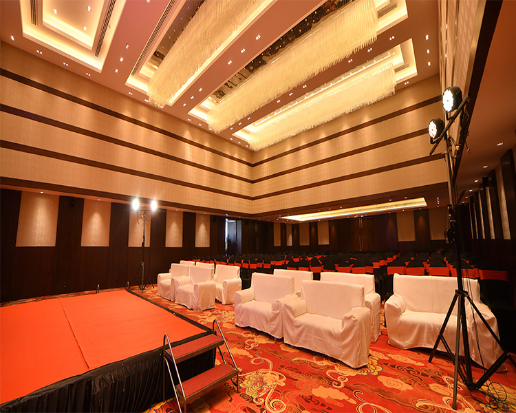 Banquets & Meetings